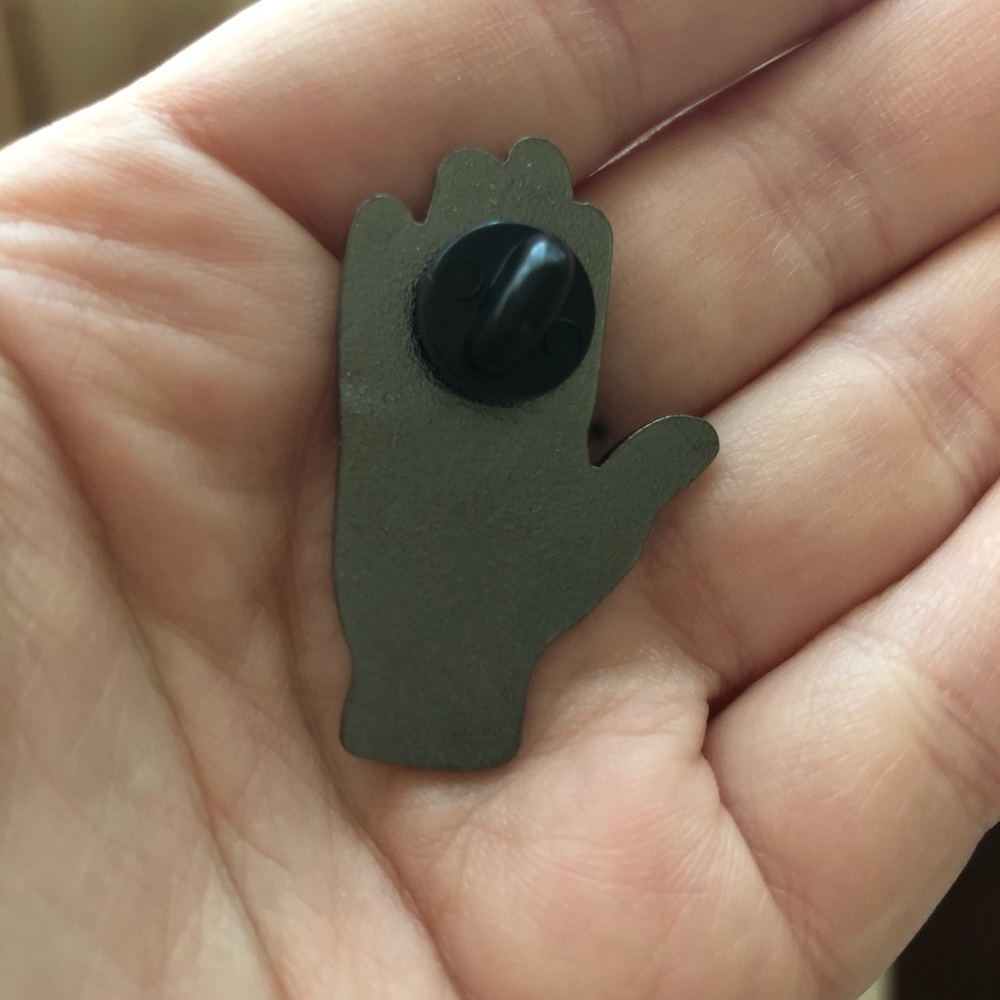 Palmistry Hand Enamel Lapel Pin Brooch - Picture 4 of 5